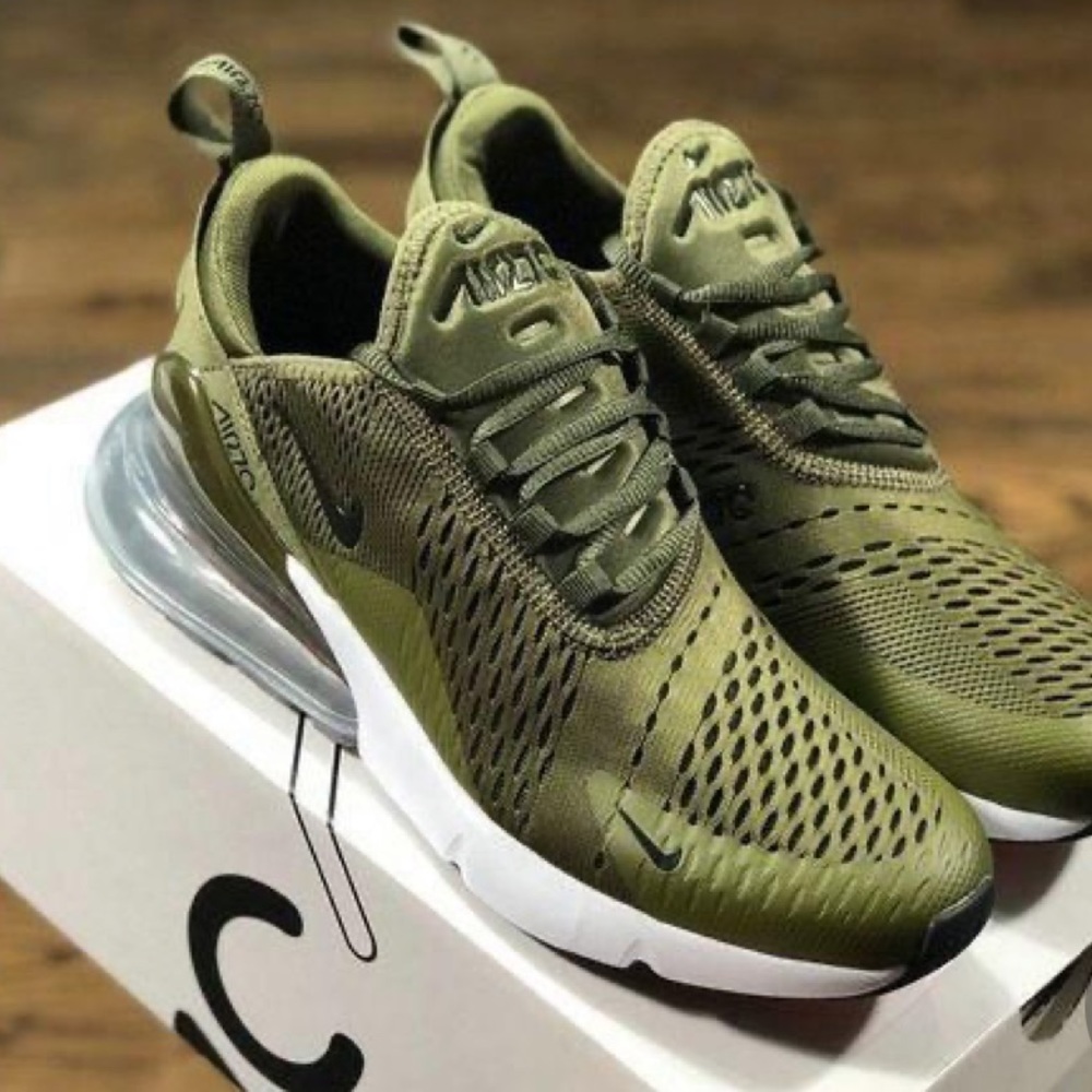 Nike Air Max 270